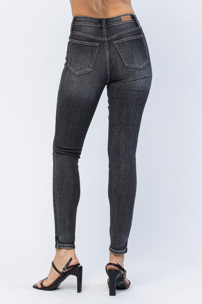 VINTAGE BLACK YOKE SKINNY